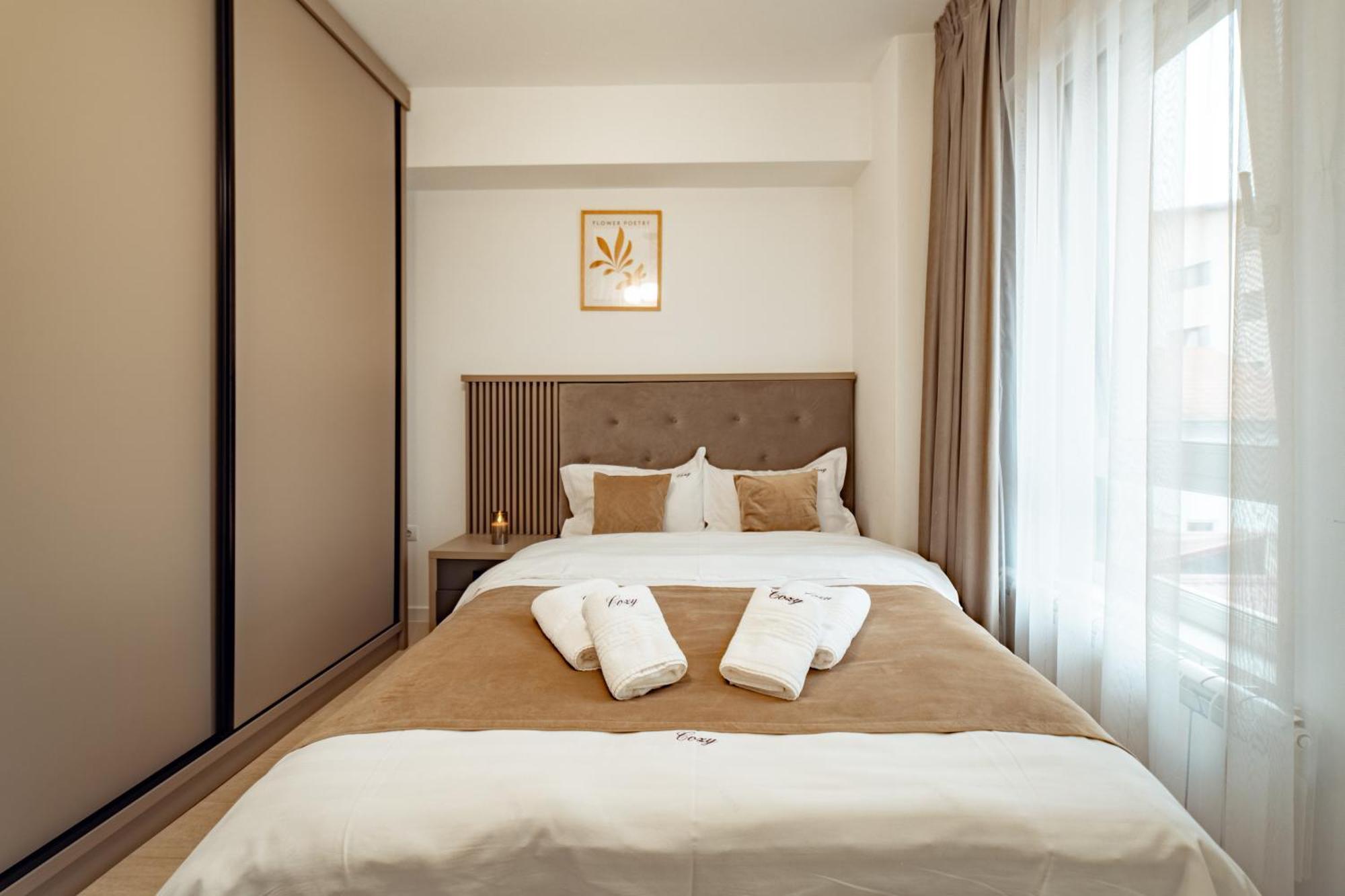 Cozy Aparthotel - Ultracentral Luxury Apartments Jassy Zewnętrze zdjęcie