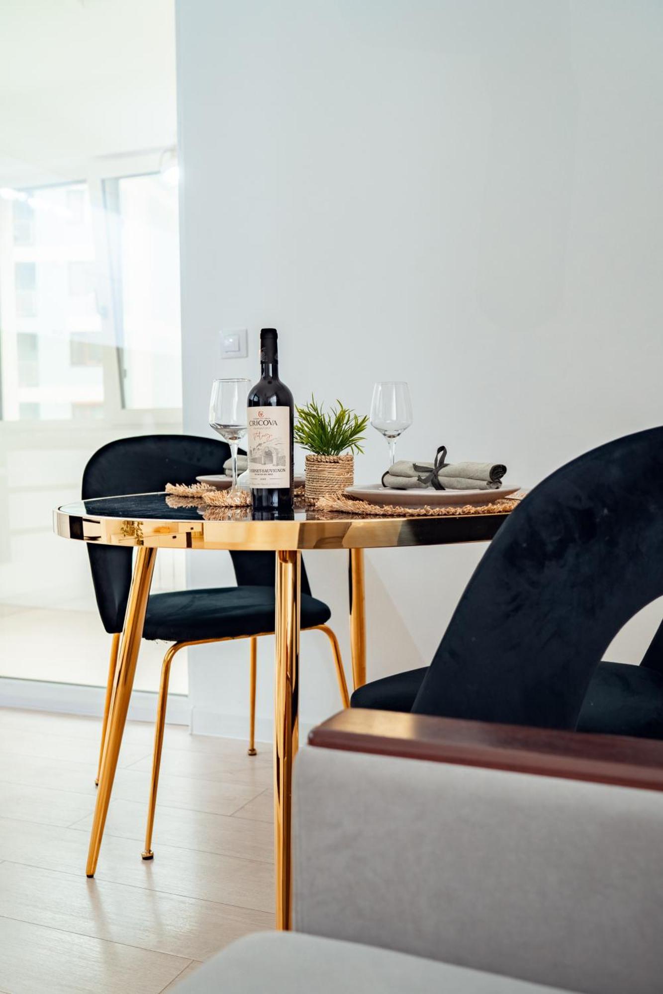 Cozy Aparthotel - Ultracentral Luxury Apartments Jassy Zewnętrze zdjęcie